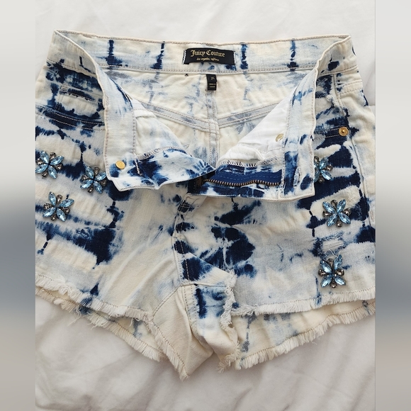 JUICY COUTURE TIE DYE EMBELLISHED SHORTS - Picture 1 of 11